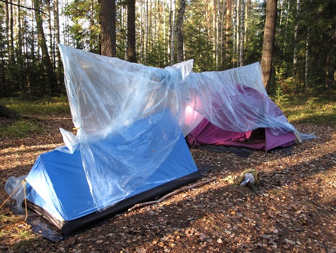 2020г. Свою палатку к моей близко. 257в