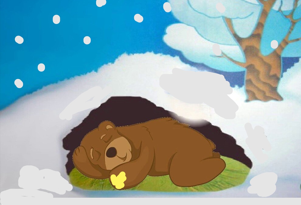 Спящий мишка в берлоге. Бурый медведь зимой в берлоге. Медведь зимует в берлоге. Берлога медведя. Медведь в берлоге.