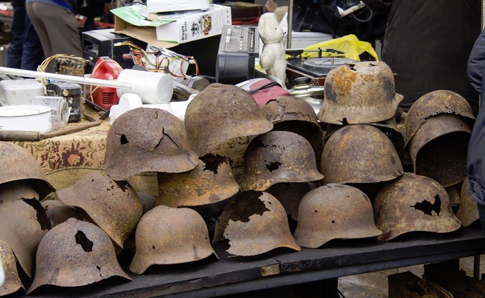 просто в раковину...