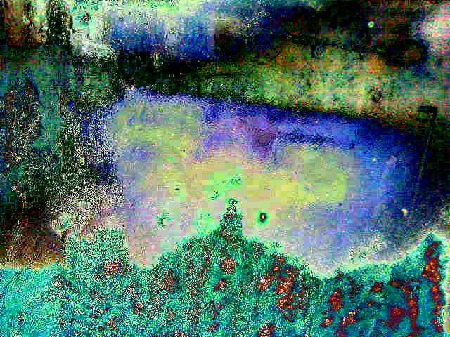 По реке всплески, шум - перекаты