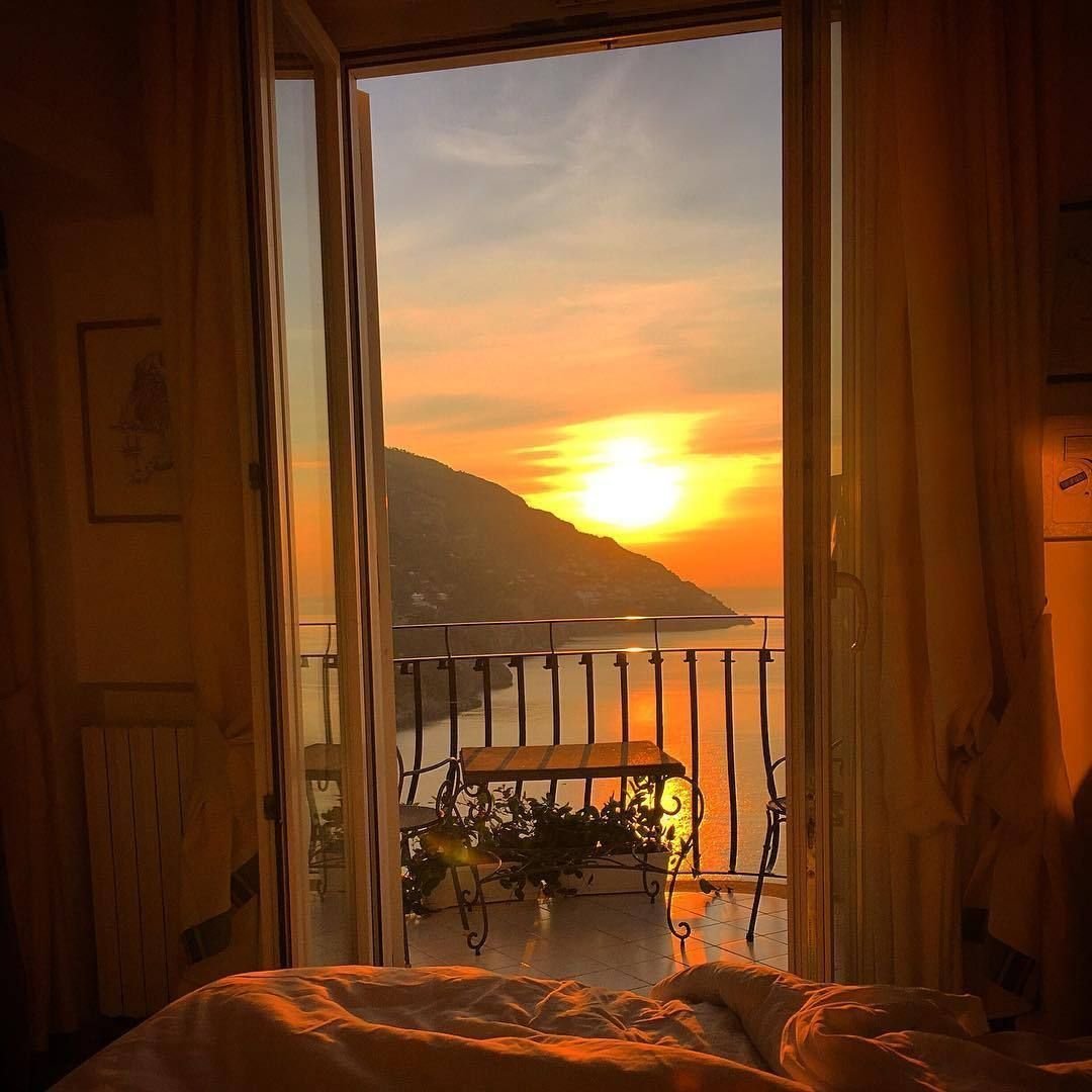 Застыл рассвет