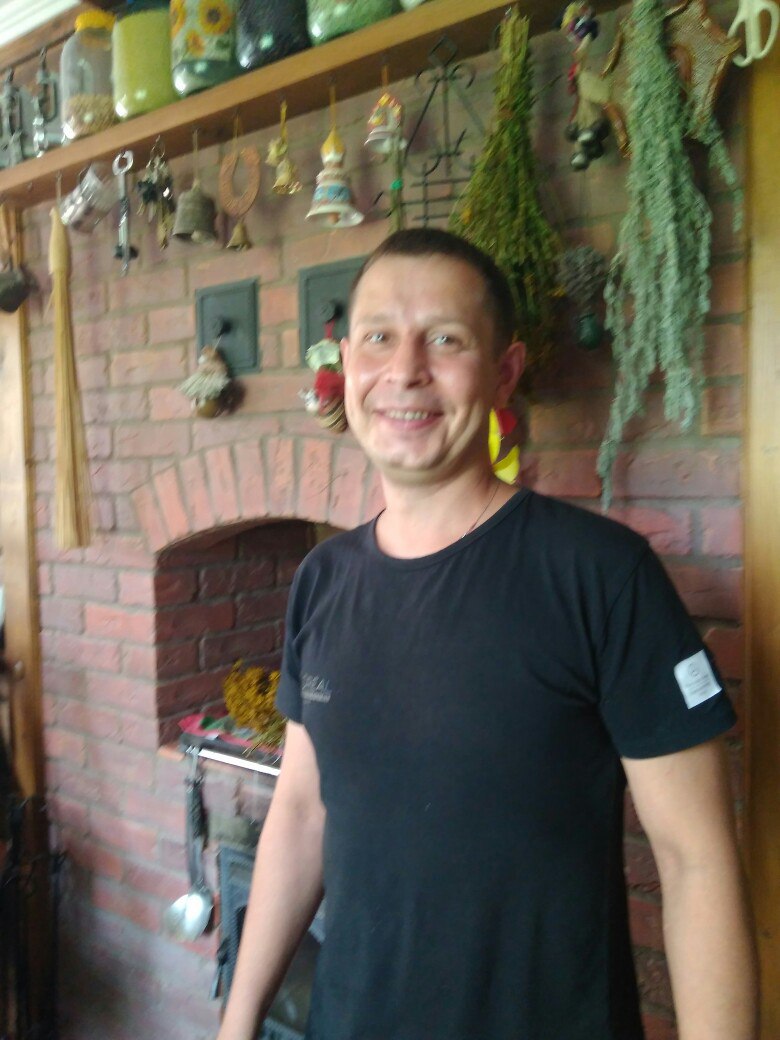 Сядь со мною рядышком