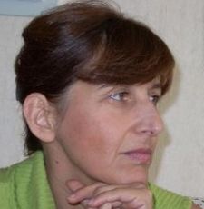 Елена Деянова Перли