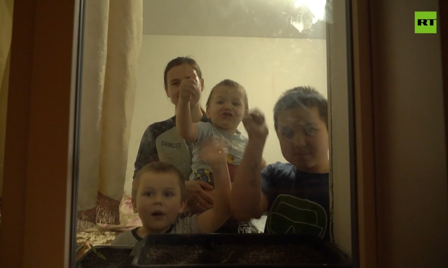 У нас героями становятся мальчишки!!