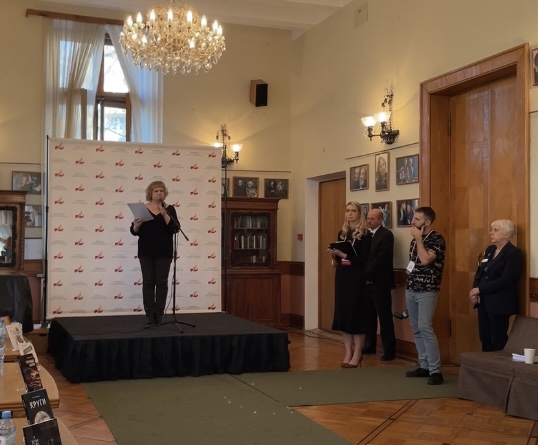 Ничего. Никто. Никому