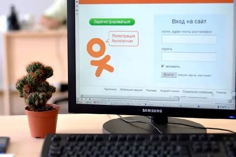 Собаки лают, да ветер уносит