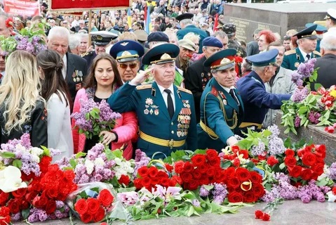 Празднуем Победу