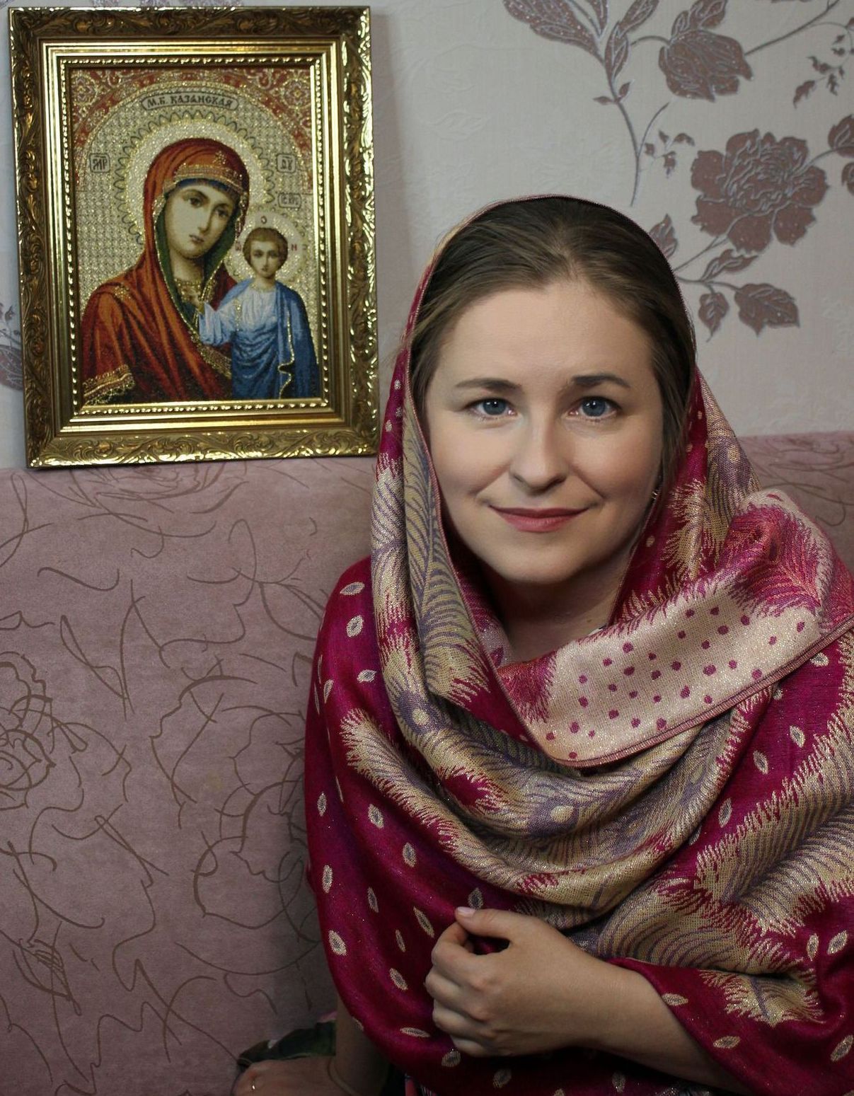 С Днём Мироносиц, женщины родные!