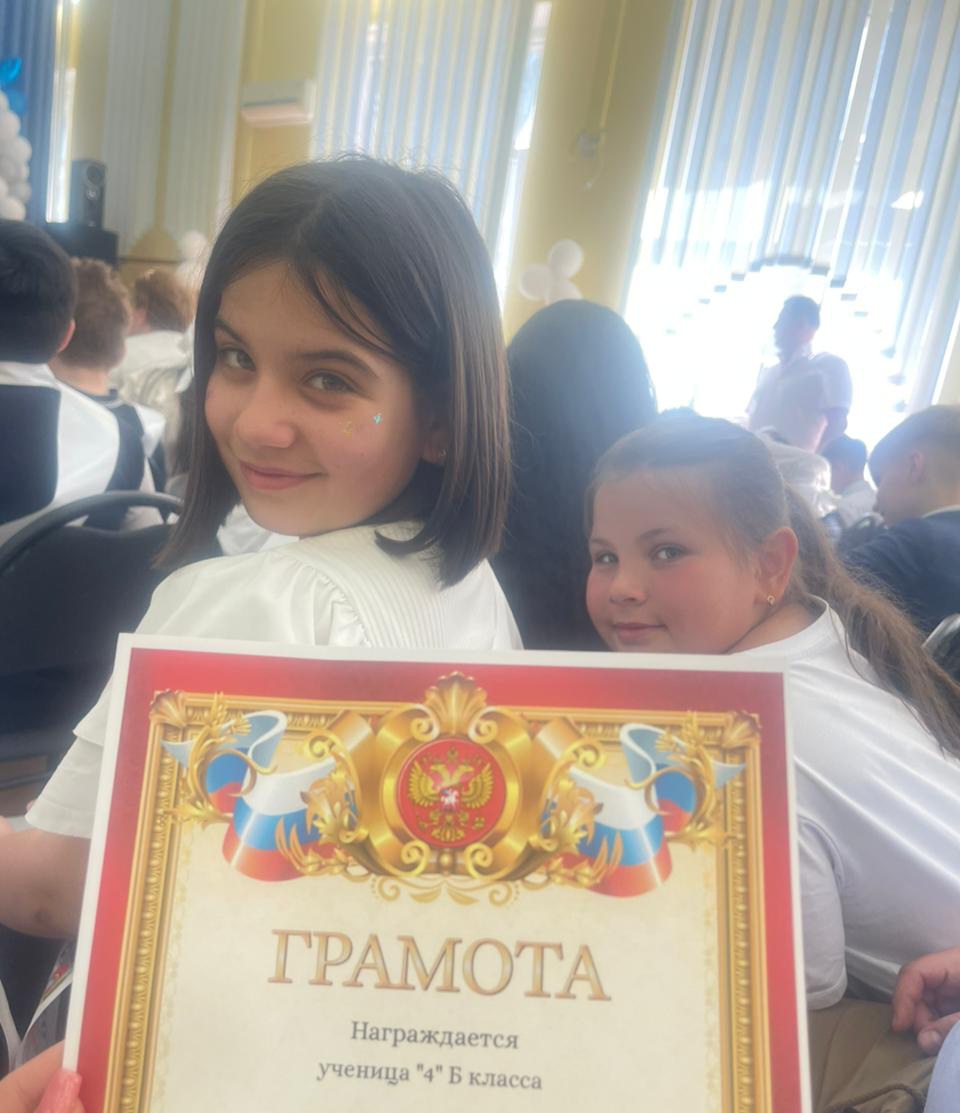 Первый выпускной у нашей Леры