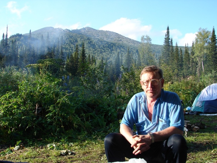 Даль безбрежная, непокоренная,