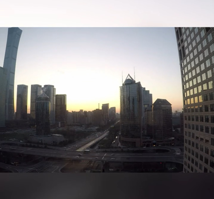 А знаете так интересно жить