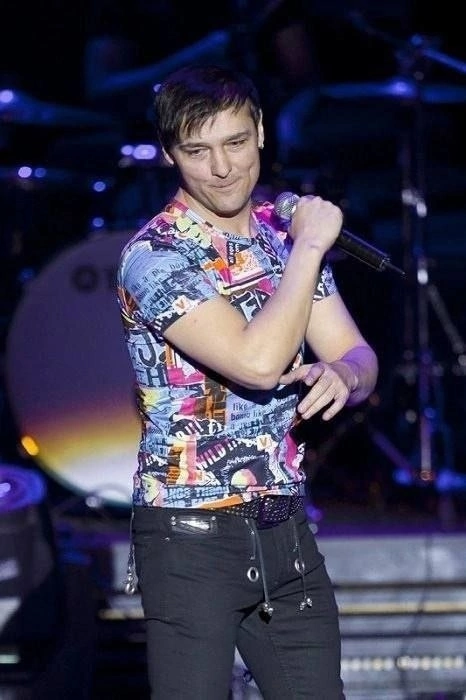 Не надо много слов... В память о Юре Шатунове...