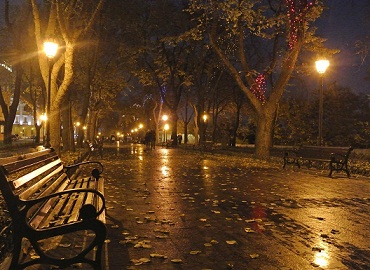 Опять ночь в сентябре...