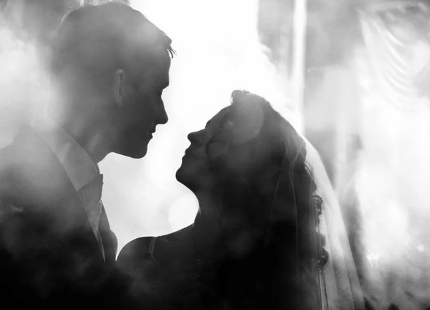 Украдкой жизнь...