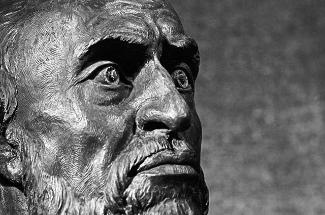 Умирает каждый