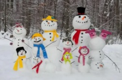 Парад снеговиков