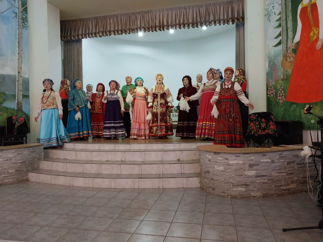 Чкаловцы на сцене консерватории