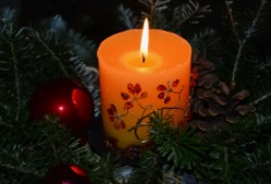 Новогодняя свеча