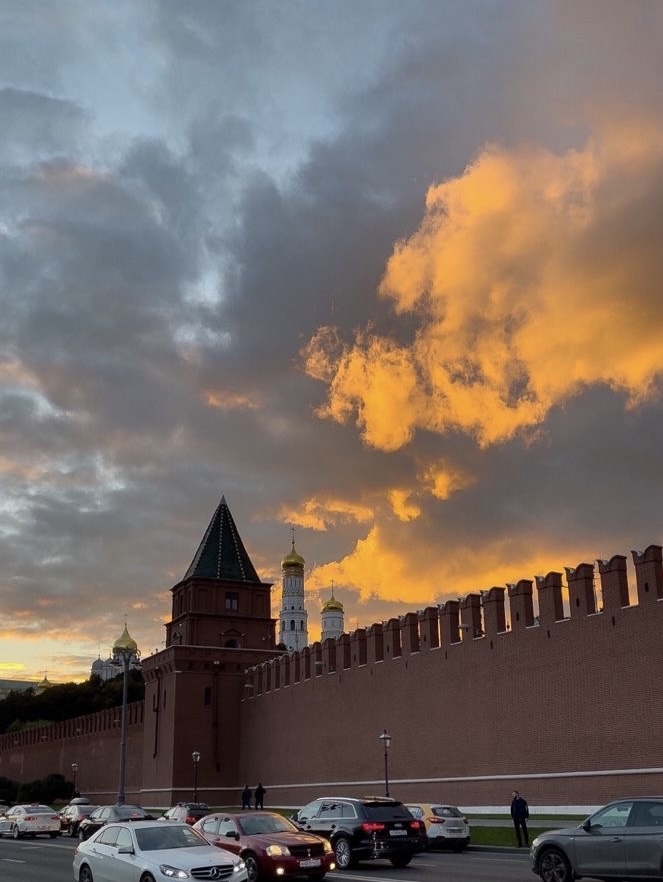 Ржаво-серое утро