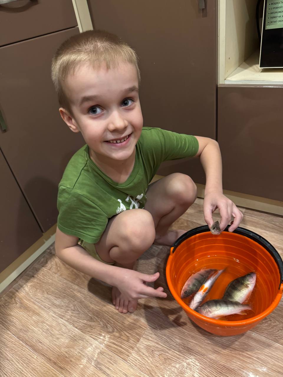 Вкусна уха из окуньков