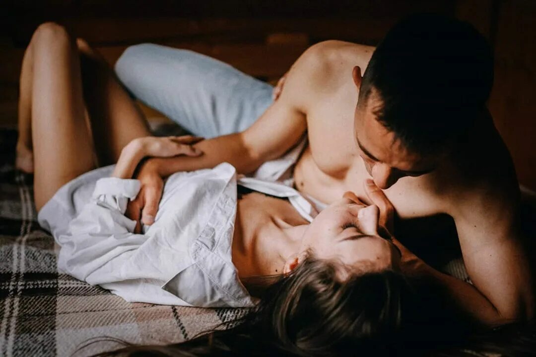 Мне б уснуть на твоем плече...