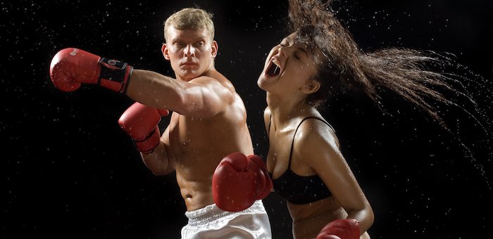 Мы с тобою в разных углах ринга