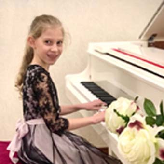 Новый год у Алисы