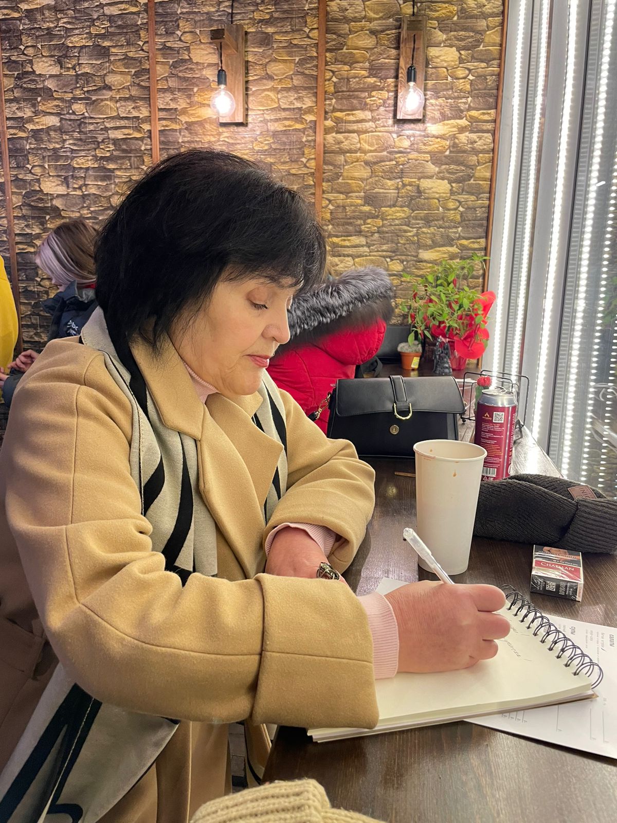 Вразрез с весной