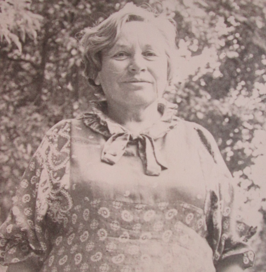 Мне повезло! Я видел поэтессу!