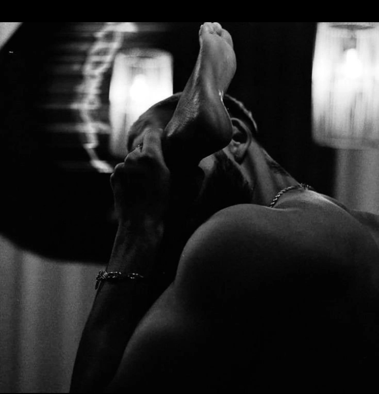 Целуй... Целуй...