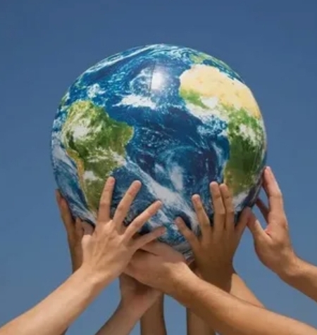 Живи, мечтай, твори!