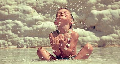 Для Улыбки ищешь повод?..