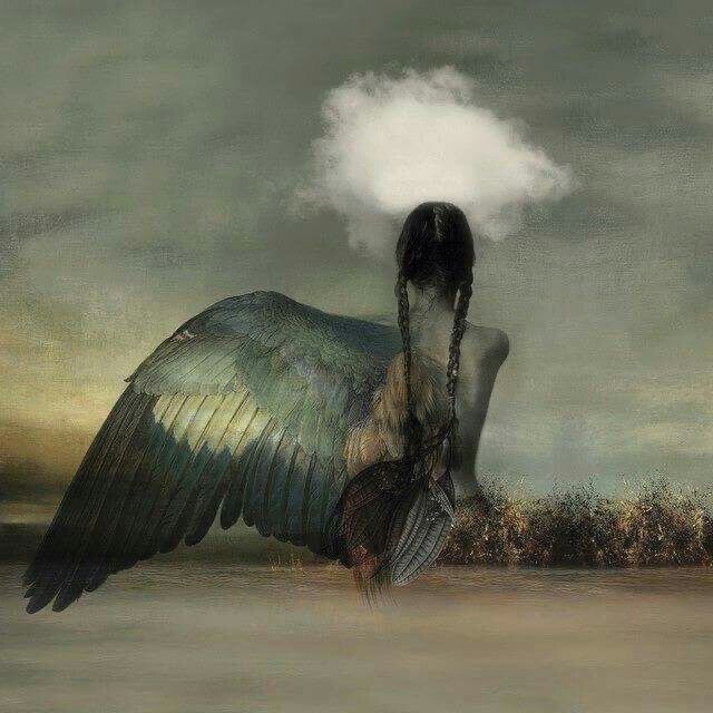 Хочу молчать, не поднимать ресницы