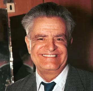 Искандер Фазиль Абдулович, 1929-2016