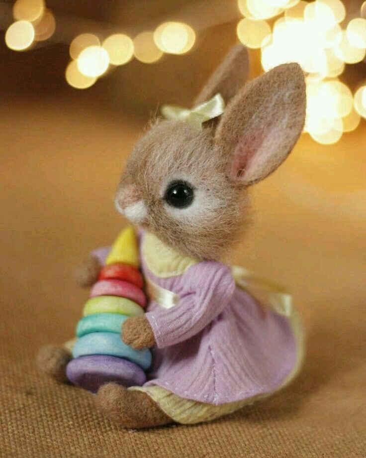 Тооит с пиамидтой