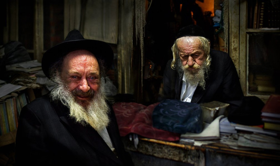 Ты чихнуть хочешь? - Нет, я всегда такой