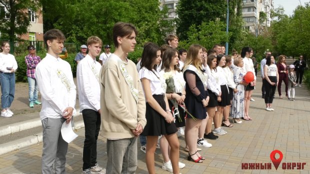 Выпускникам