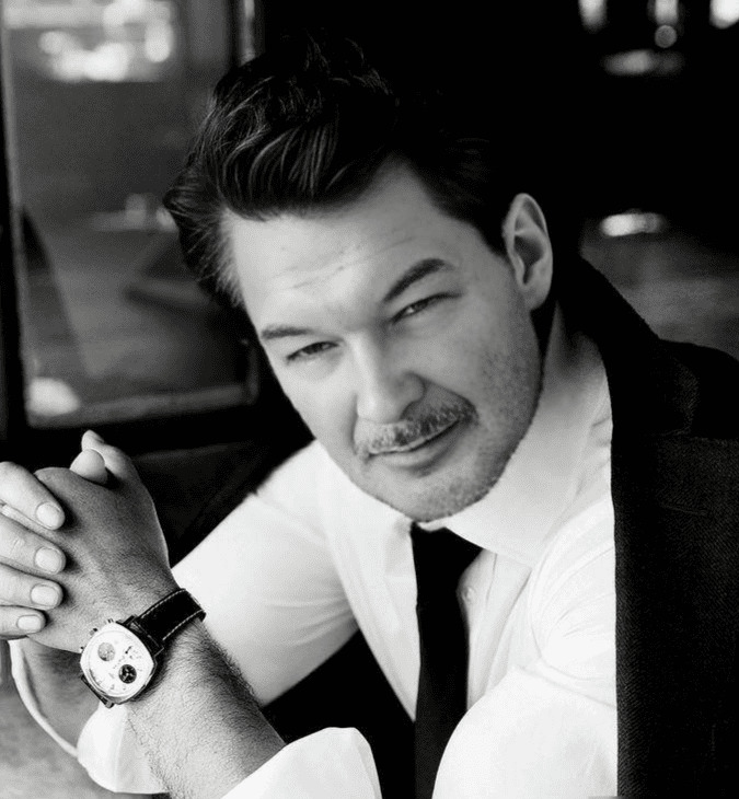 Одна лишь фраза в уголке листа...