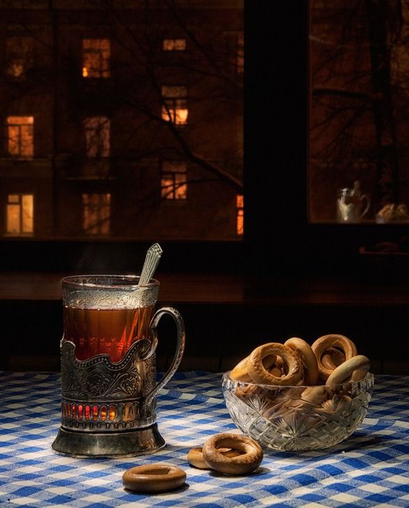 Унылый вечер. Ароматный чай