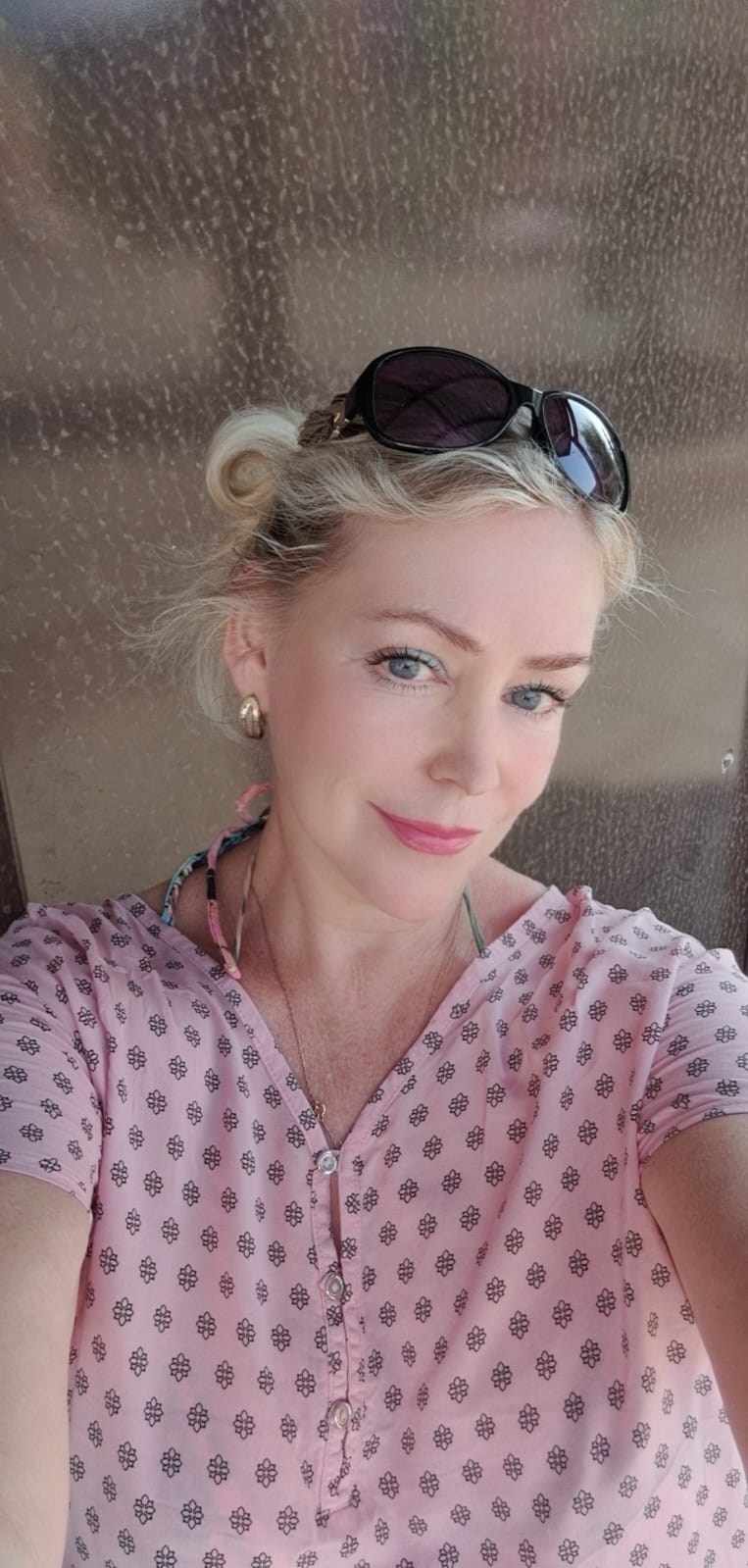 Она сегодня будет здесь!