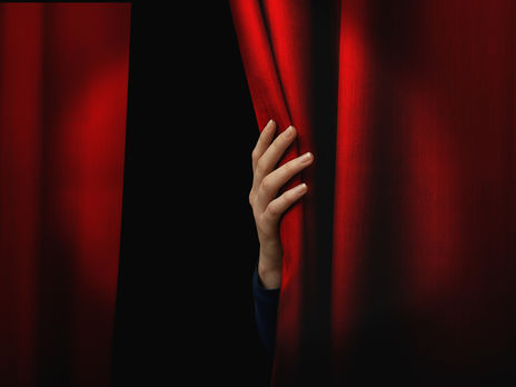 Как развращают мальчиков. В студии при театре