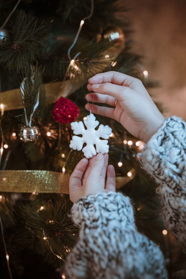 И получить снежинку оберегом