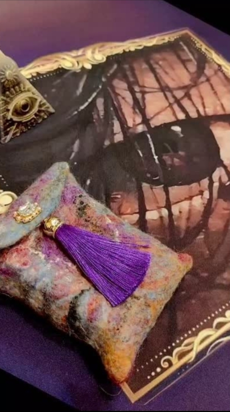 Читая вслух свои молитвы