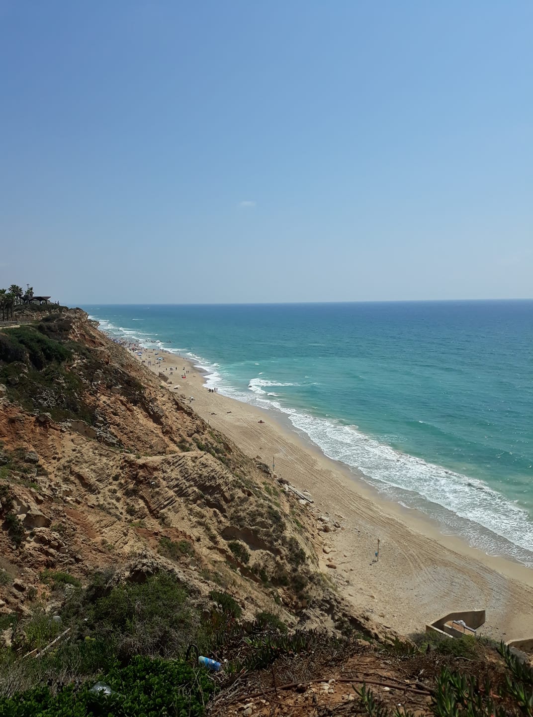 Жизнь - как ты малюешь холст один...