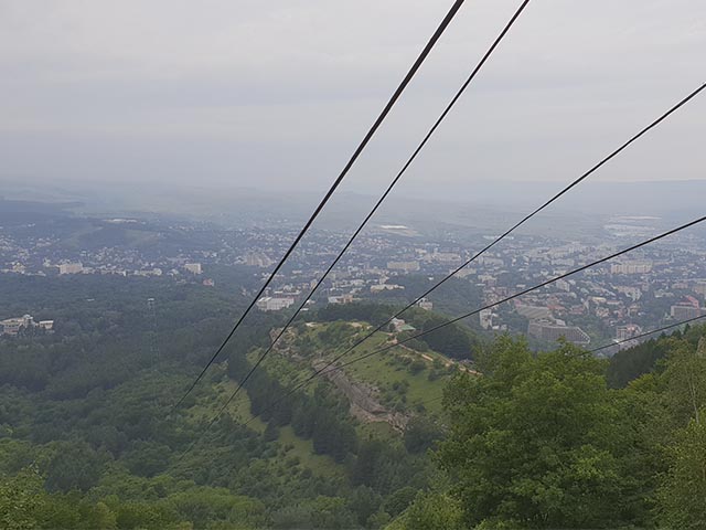 Мне интересно, как ребенка манит высота