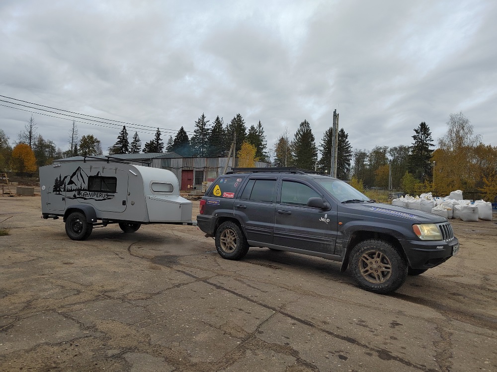 Больше не надо шагать! Больше не надо не спать!..