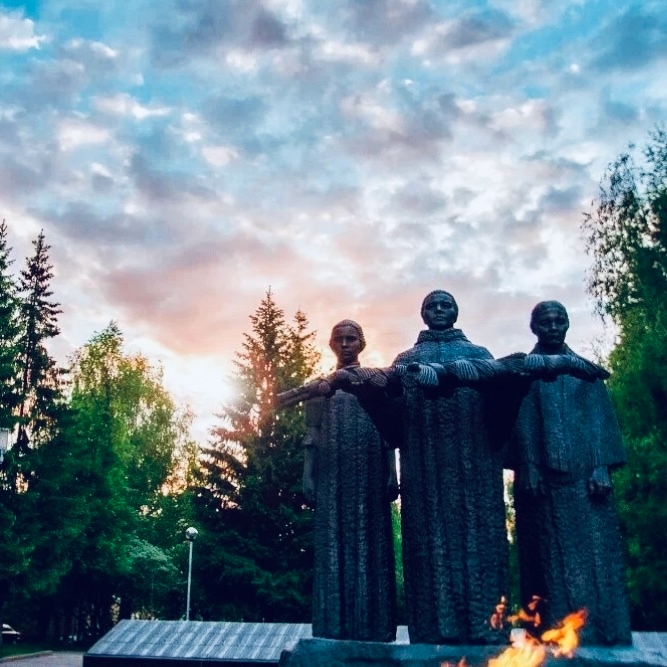 Куслыт м би дорын У вечного огня