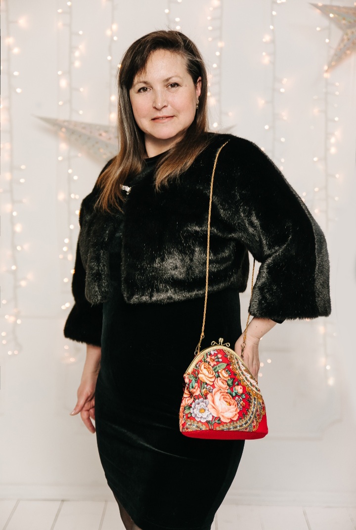 Мне нахаляву ничего не обломилось...