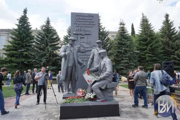 Вызываю огонь на себя - о герое былой войны