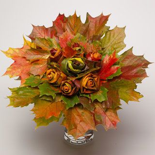 Букет осенних листьев